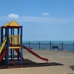 Panoramic Sea View Crown, Pools And Beach, Apartment *
