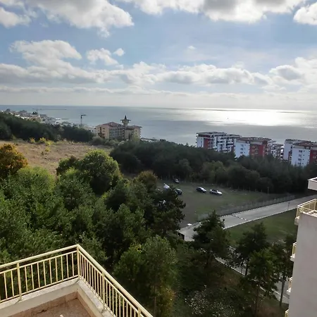 Apartament Panoramic Sea View Crown, Pools And Beach, *